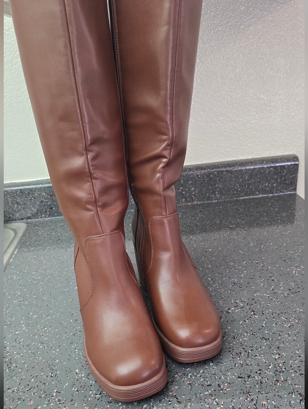 Women's Tall Brown Chunky Heel Boots, Zipper Side Size 9